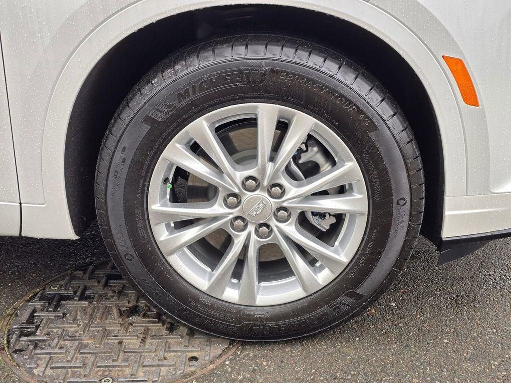 2025 Cadillac XT6 Luxury