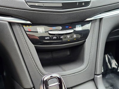 2025 Cadillac XT6 Luxury