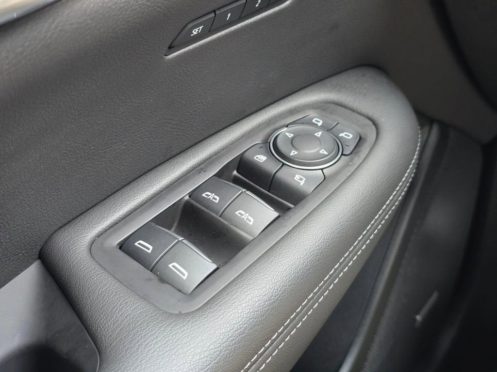 2025 Cadillac XT6 Luxury