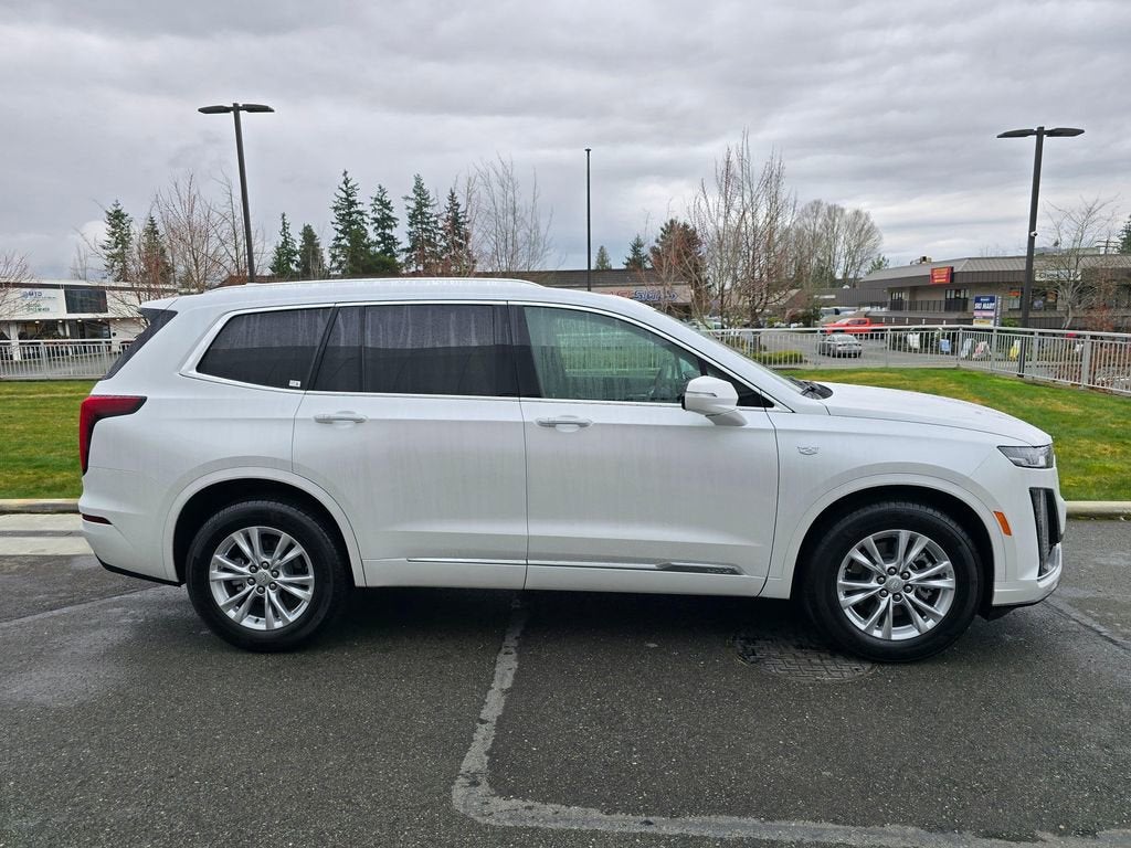 2025 Cadillac XT6 Luxury
