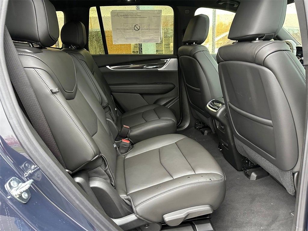 2025 Cadillac XT6 Sport