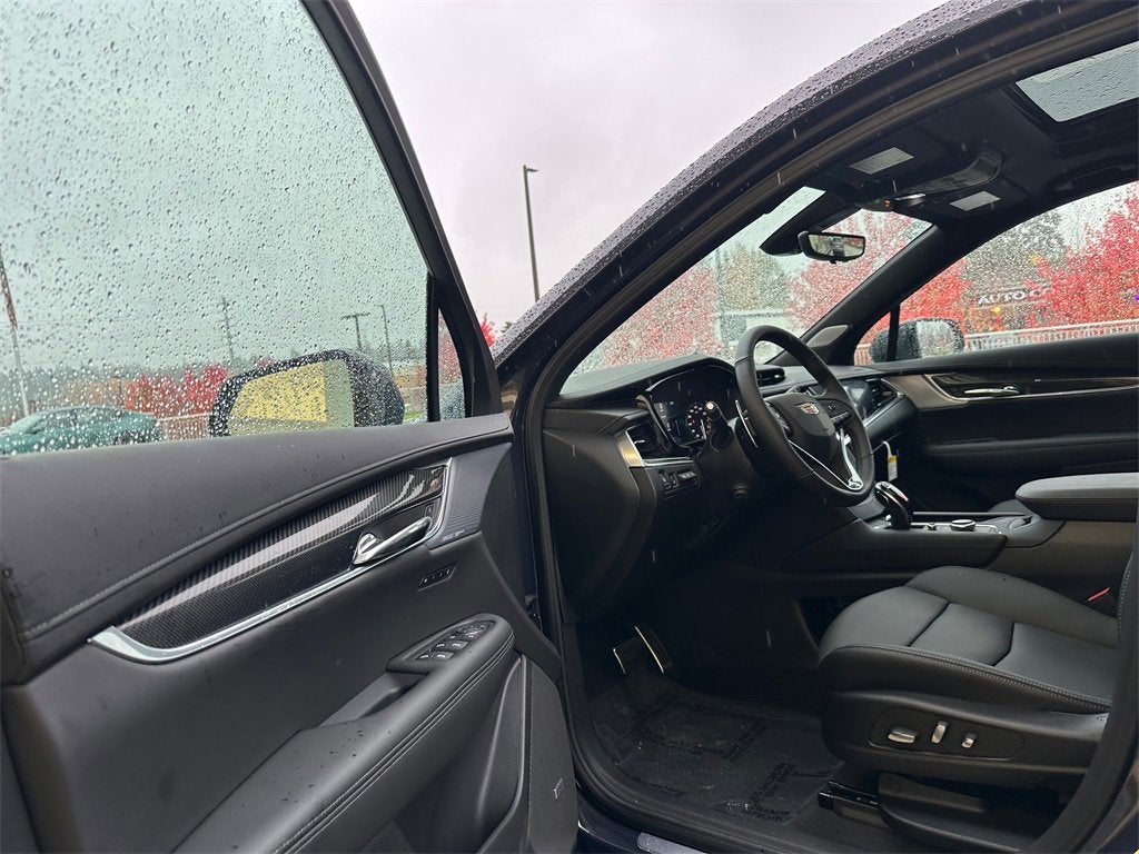 2025 Cadillac XT6 Sport