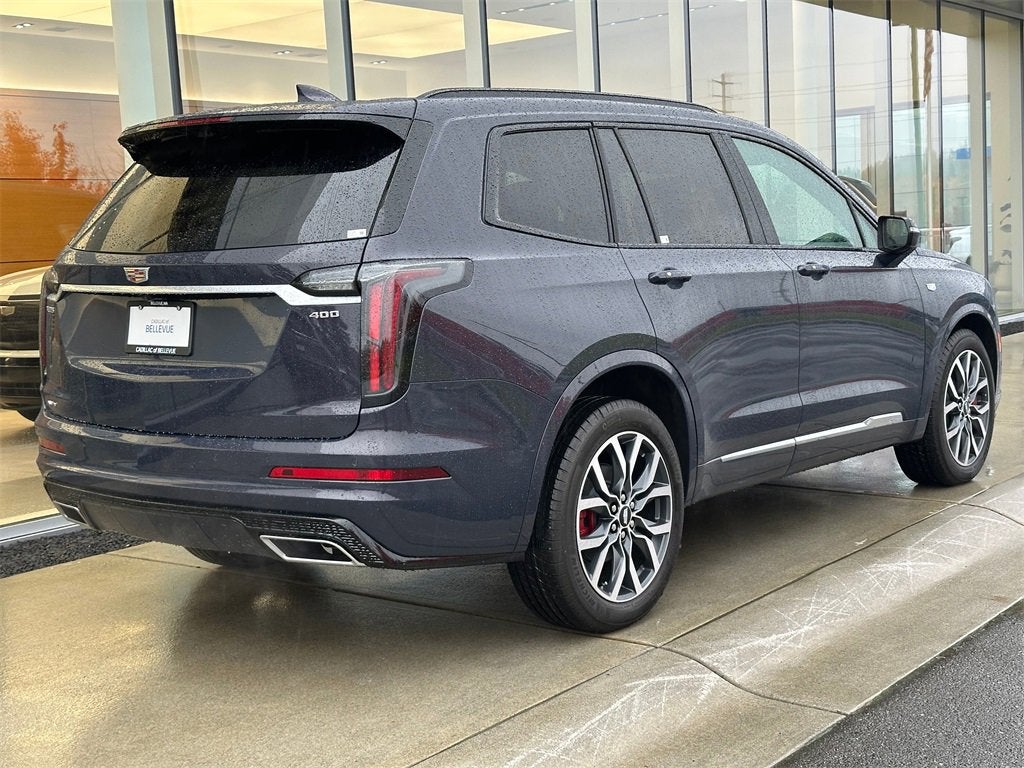 2025 Cadillac XT6 Sport