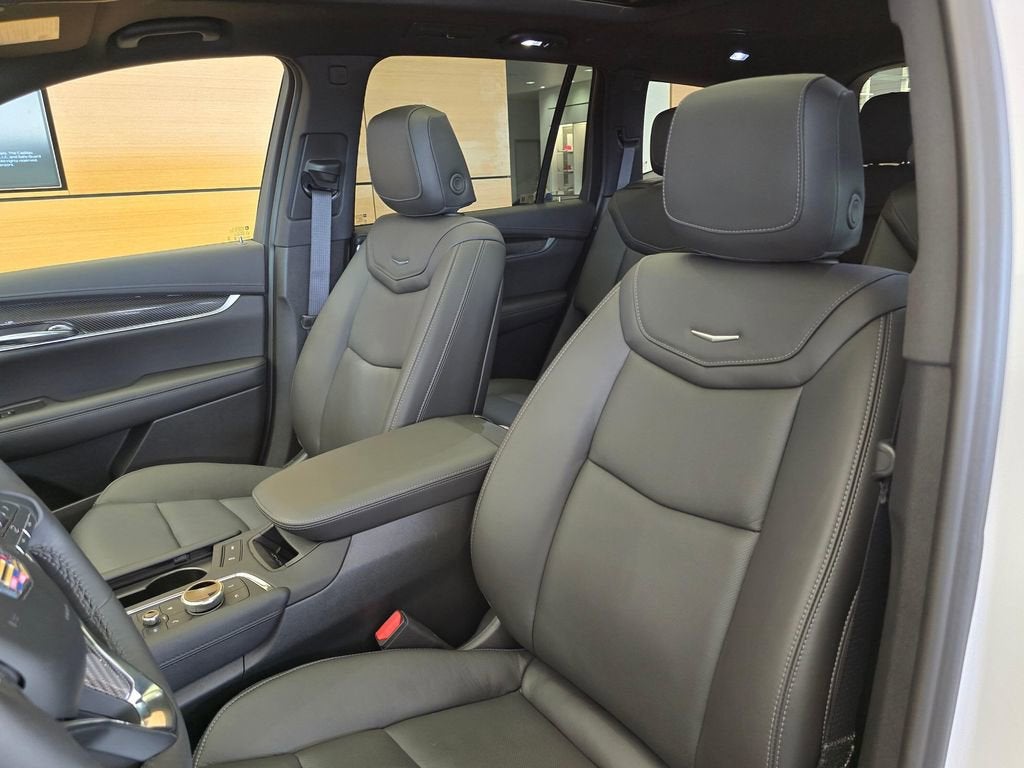 2025 Cadillac XT6 Sport