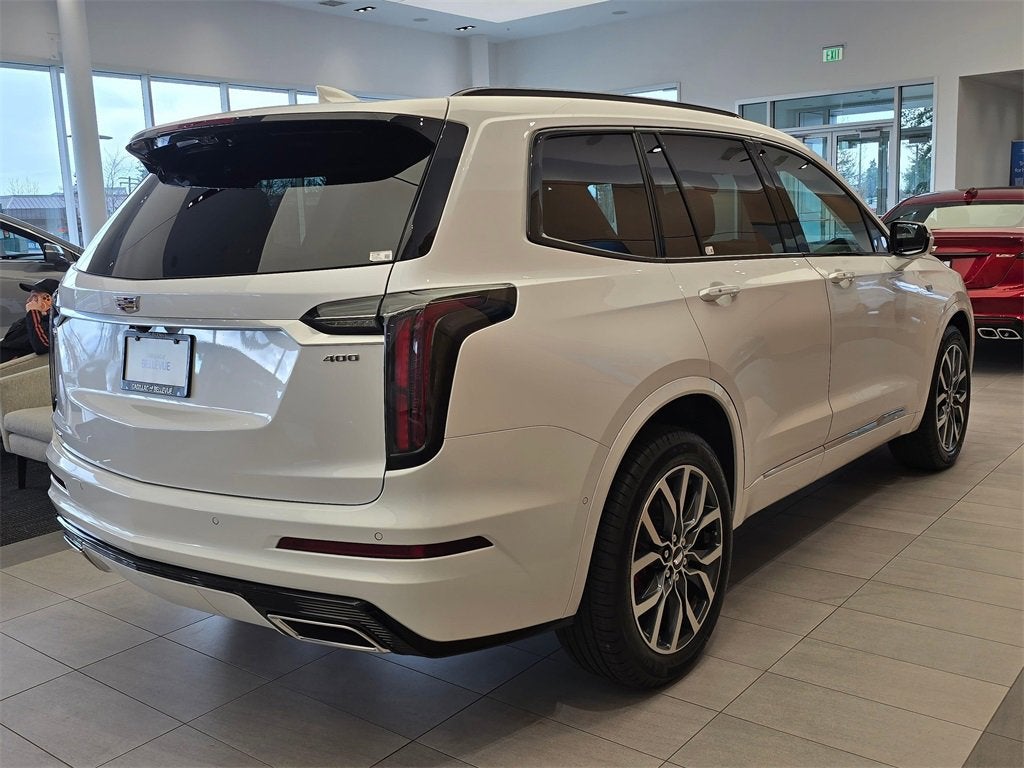 2025 Cadillac XT6 Sport