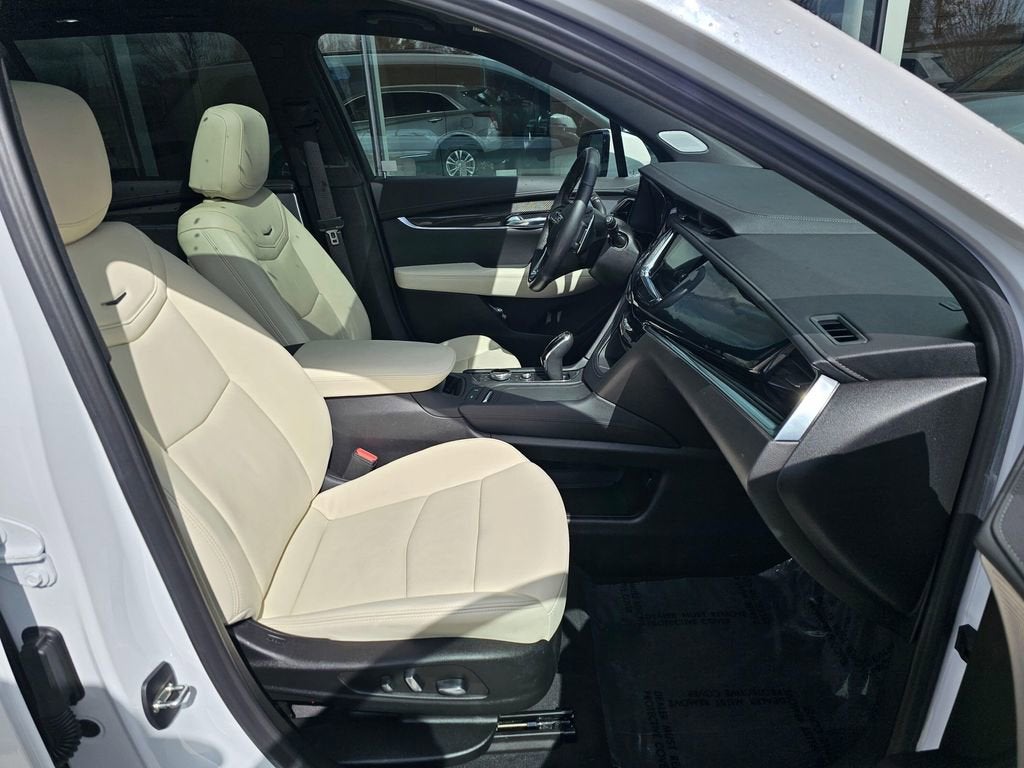 2023 Cadillac XT6 Sport