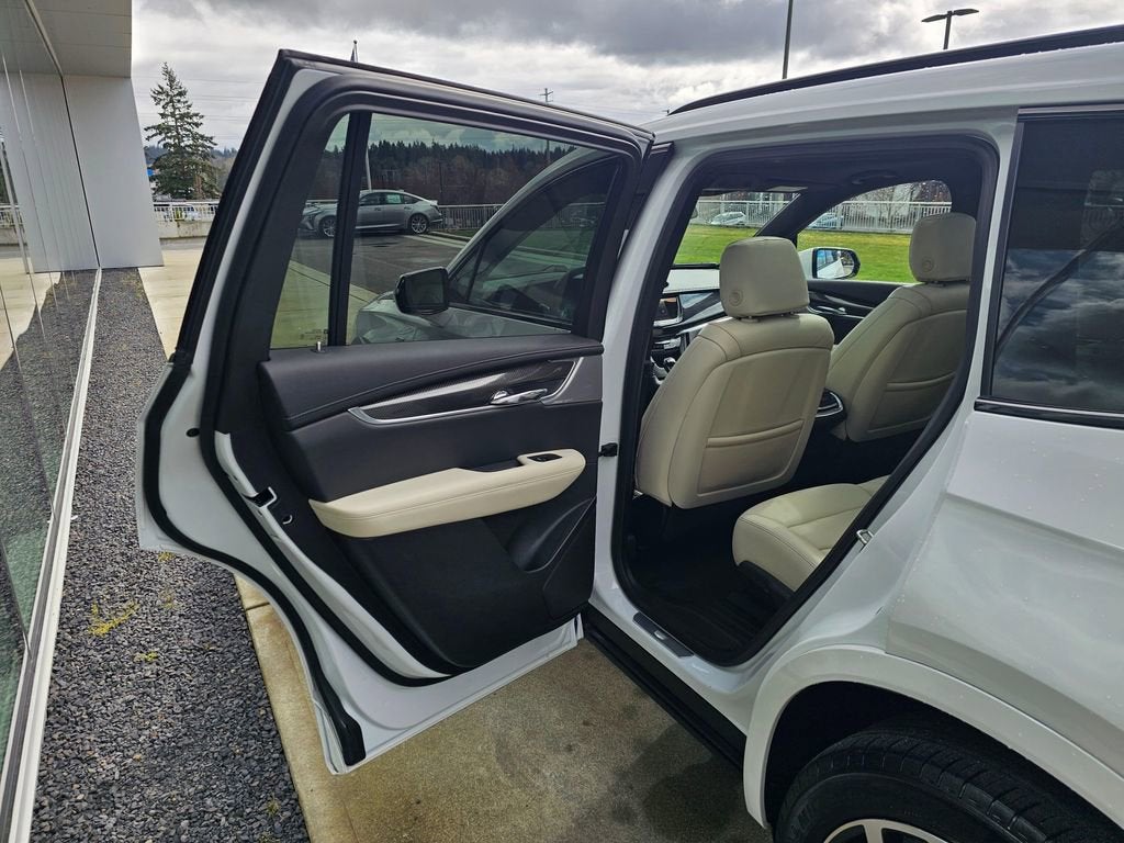 2023 Cadillac XT6 Sport