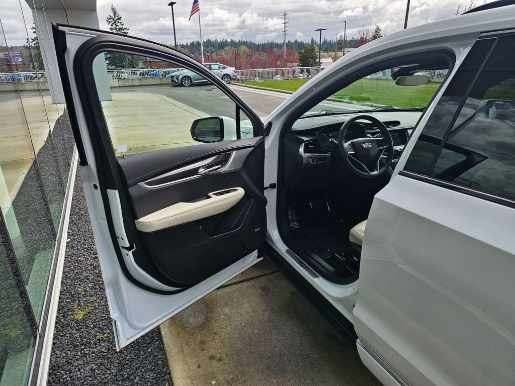 2023 Cadillac XT6 Sport