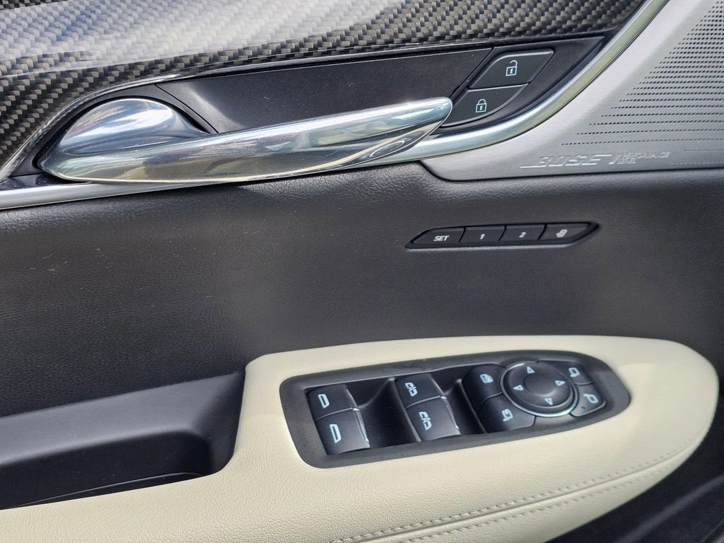 2023 Cadillac XT6 Sport