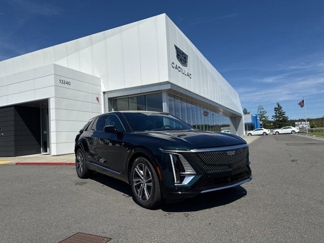 2025 Cadillac LYRIQ Luxury 1