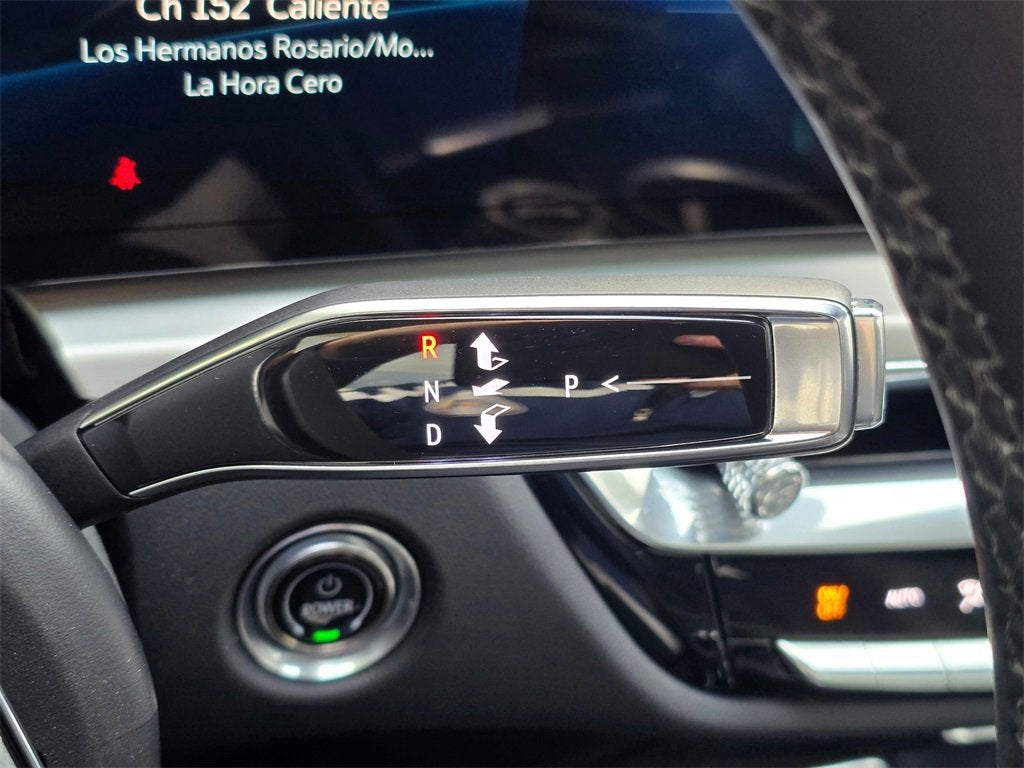 2024 Cadillac LYRIQ Luxury 1