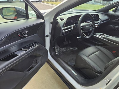 2024 Cadillac LYRIQ Luxury 1