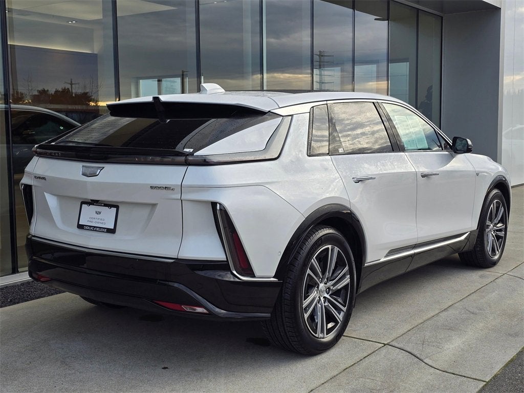 2024 Cadillac LYRIQ Luxury 1