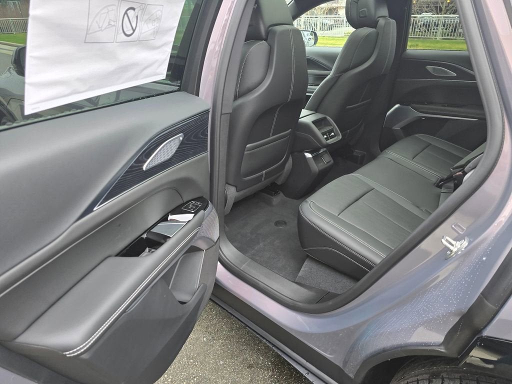 2026 Cadillac LYRIQ Premium Luxury