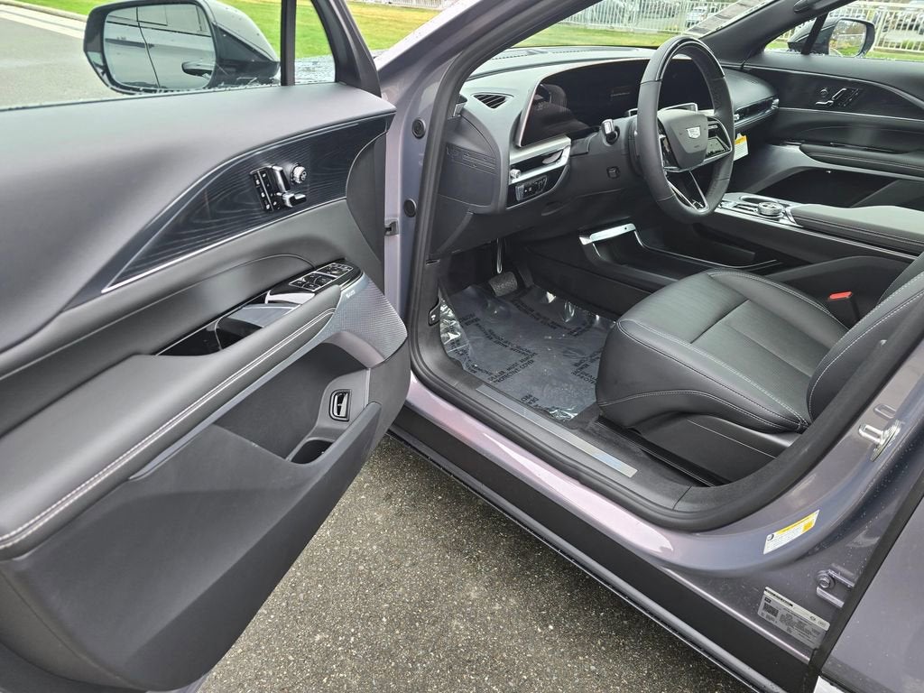 2026 Cadillac LYRIQ Premium Luxury