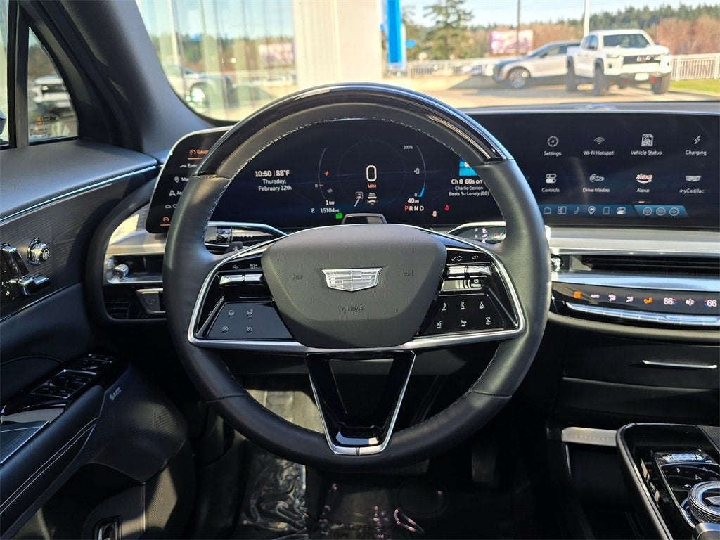 2024 Cadillac LYRIQ Luxury 2