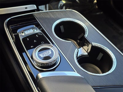 2024 Cadillac LYRIQ Luxury 2