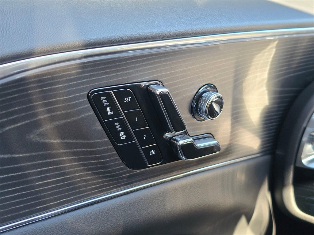 2024 Cadillac LYRIQ Sport 1