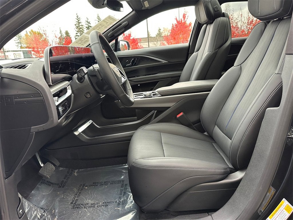 2025 Cadillac LYRIQ Sport 1