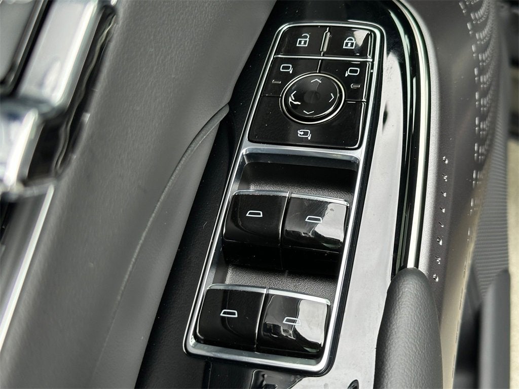 2025 Cadillac LYRIQ Sport 1