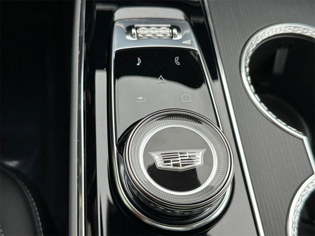 2025 Cadillac LYRIQ Sport 1