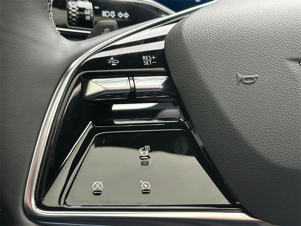 2025 Cadillac LYRIQ Sport 1