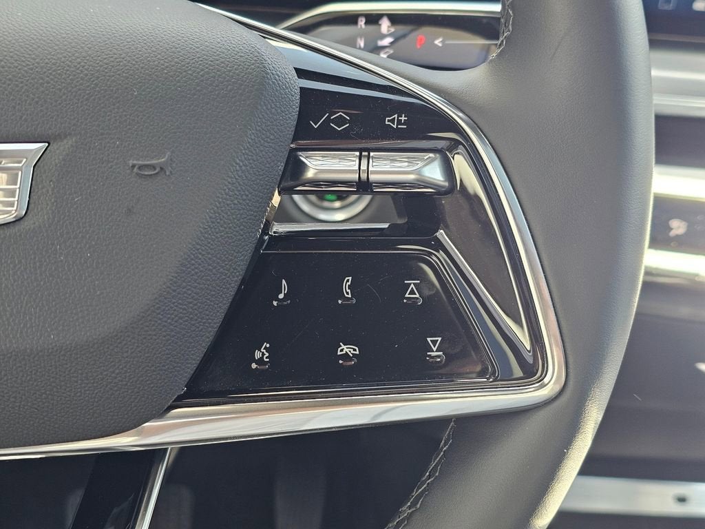 2025 Cadillac LYRIQ Sport 1