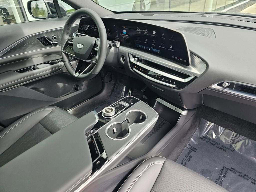 2025 Cadillac LYRIQ Sport 1