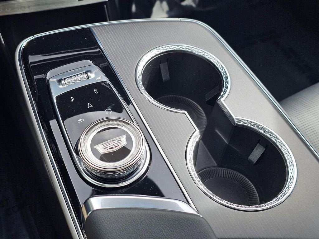 2025 Cadillac LYRIQ Sport 1