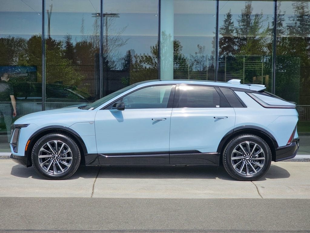 2026 Cadillac LYRIQ Sport