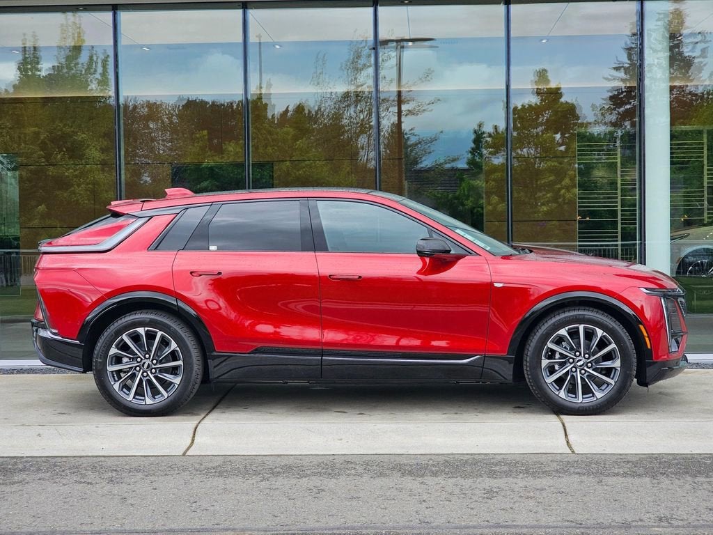 2026 Cadillac LYRIQ Sport
