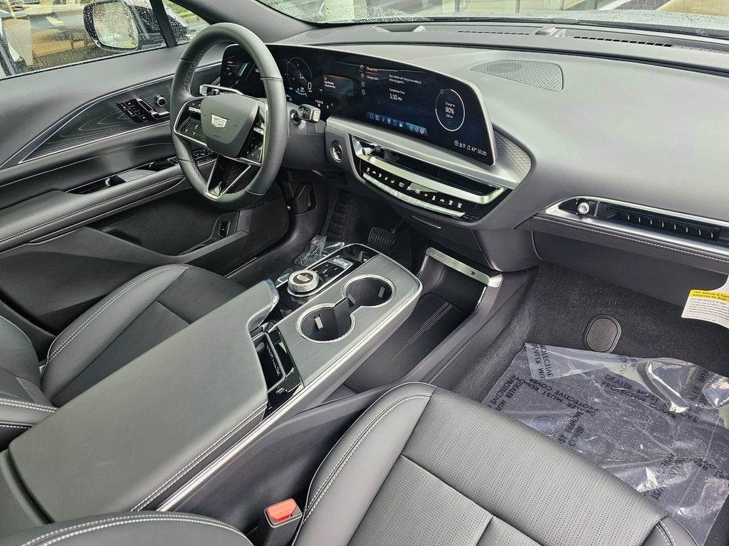 2025 Cadillac LYRIQ Sport 1