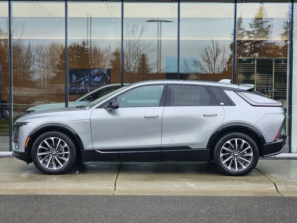 2025 Cadillac LYRIQ Sport 1