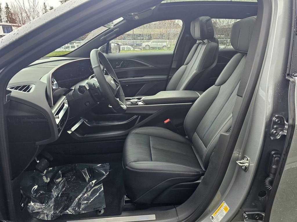 2025 Cadillac LYRIQ Sport 1