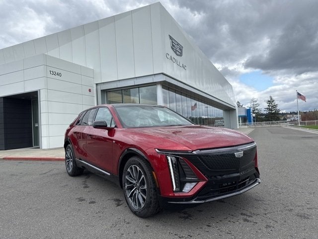 2025 Cadillac LYRIQ Sport 1
