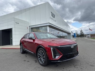 2025 Cadillac LYRIQ Sport 1