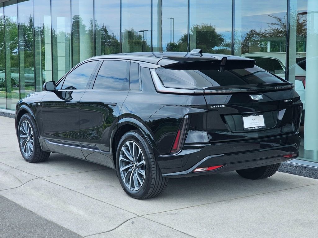 2024 Cadillac LYRIQ Sport 2