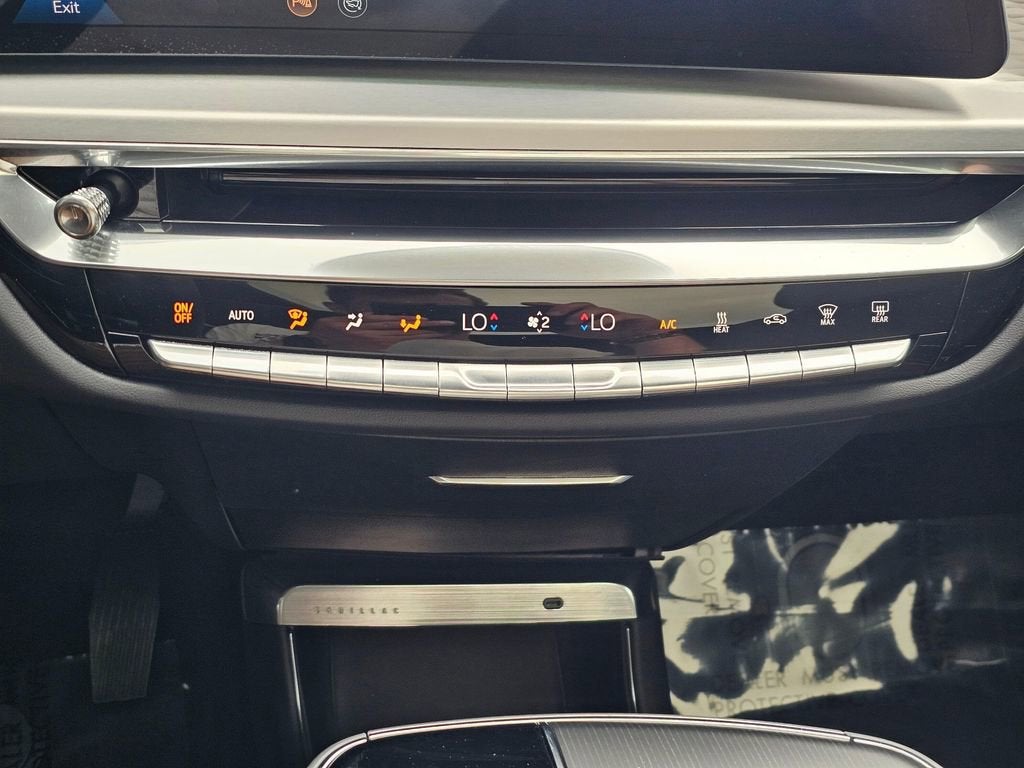 2024 Cadillac LYRIQ Sport 2