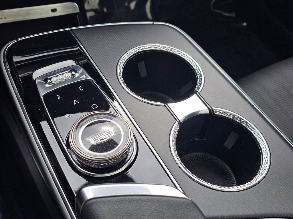 2024 Cadillac LYRIQ Sport 2