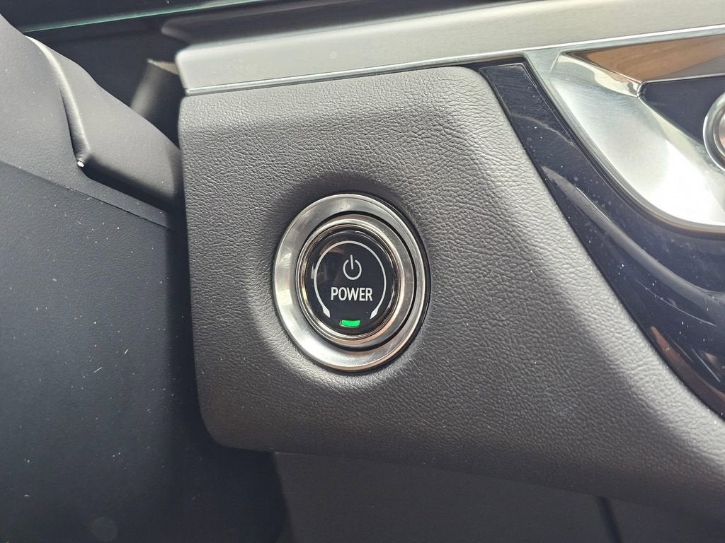 2024 Cadillac LYRIQ Sport 2