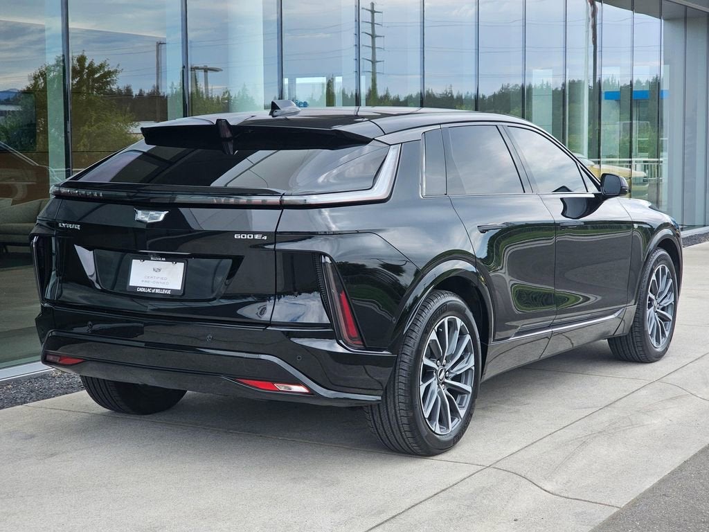 2024 Cadillac LYRIQ Sport 2