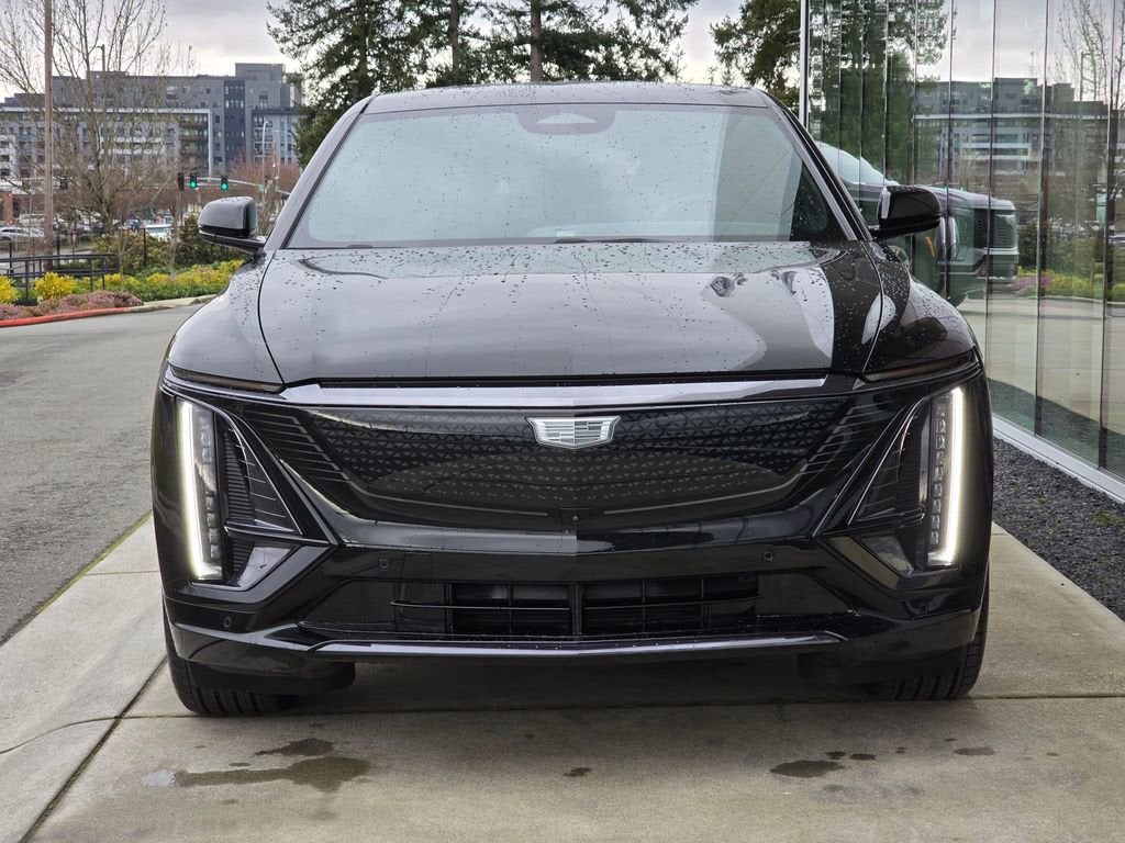 2025 Cadillac LYRIQ Sport 2