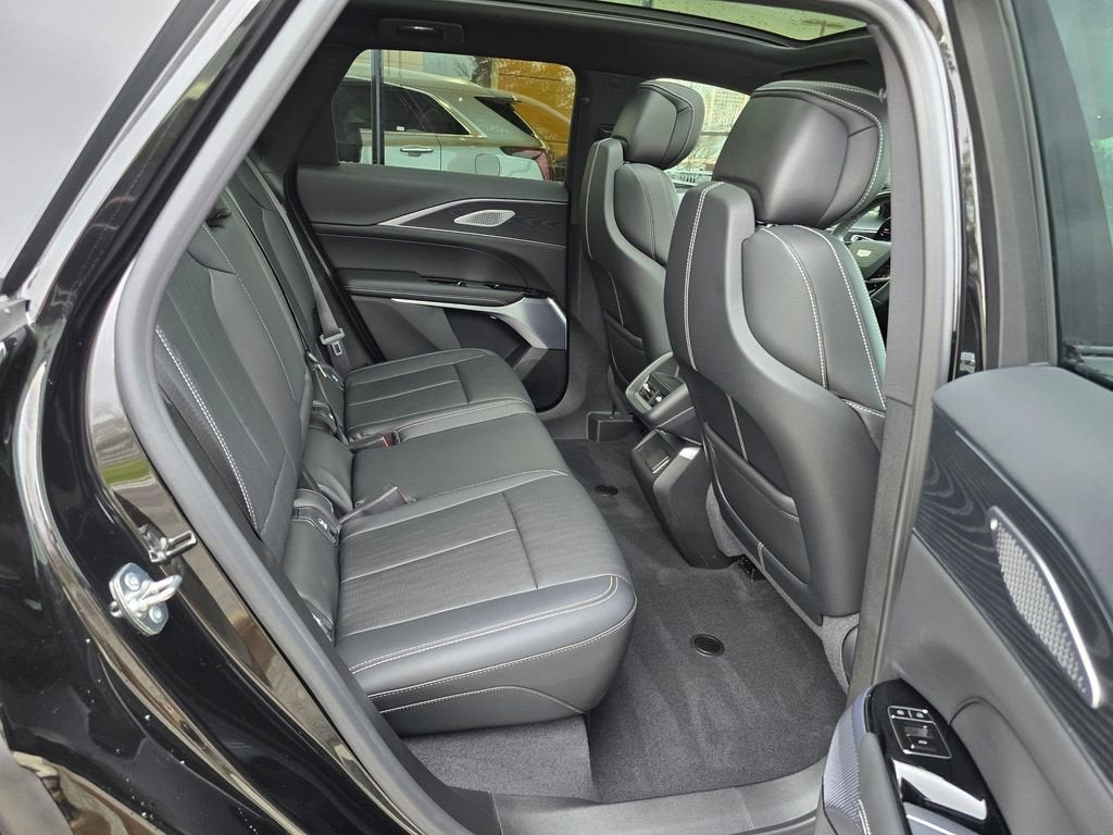 2025 Cadillac LYRIQ Sport 2