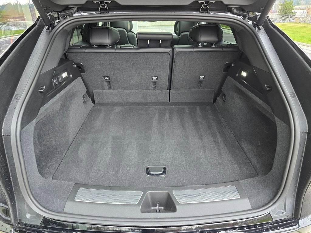 2025 Cadillac LYRIQ Sport 2