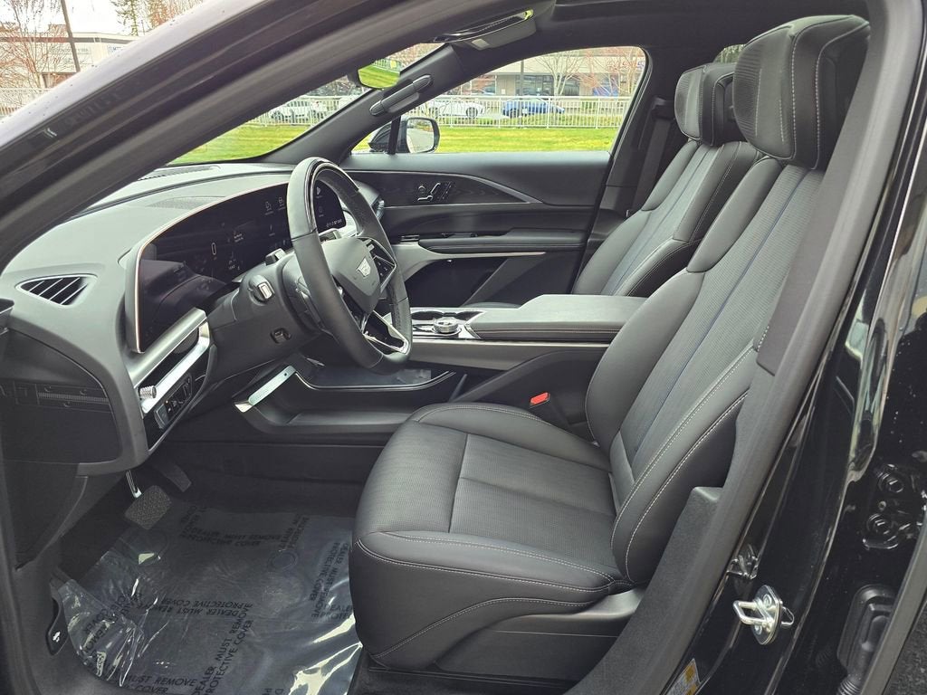 2025 Cadillac LYRIQ Sport 2