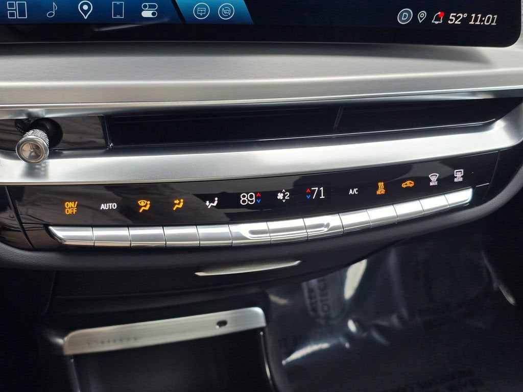 2025 Cadillac LYRIQ Sport 2