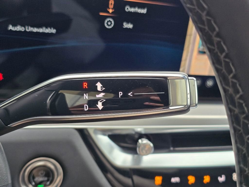 2025 Cadillac LYRIQ Sport 2