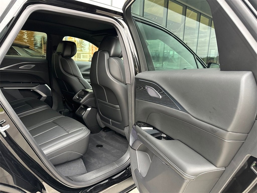 2025 Cadillac LYRIQ Sport 2