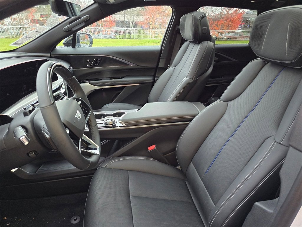 2026 Cadillac LYRIQ Premium Sport