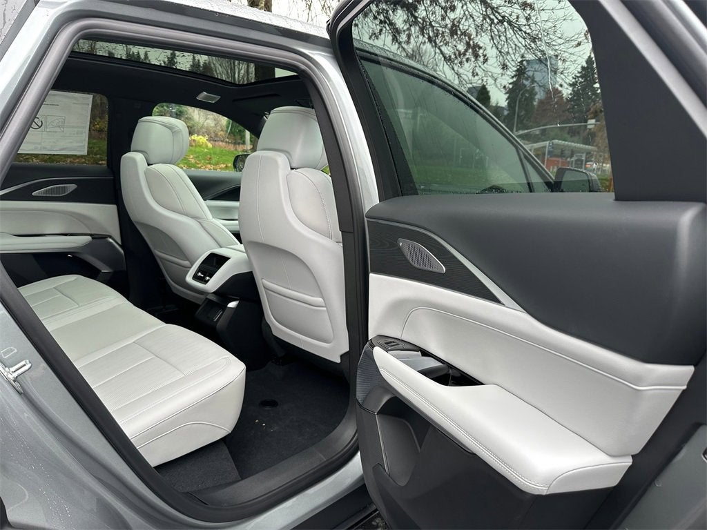 2026 Cadillac LYRIQ Premium Sport